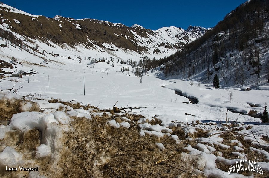 08-ALLA BOCCA DI BIANDINO LA VALLE DIVENTA BEN PIU' AMPIA.jpg